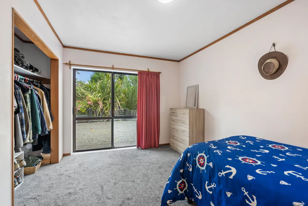 Photos of 136 Knight Road