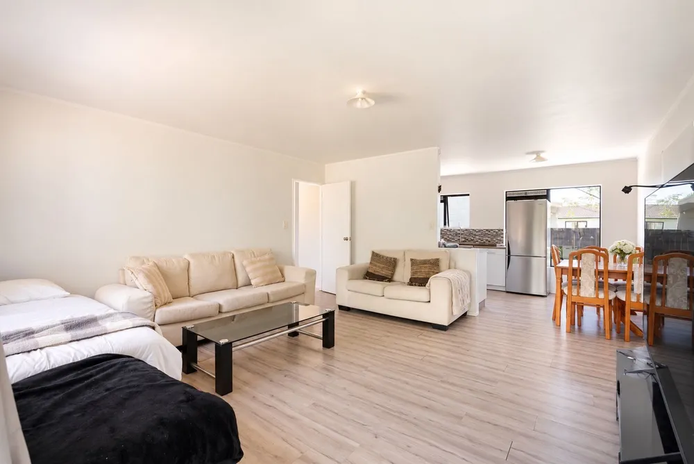 Photos of 139A Eversham Road