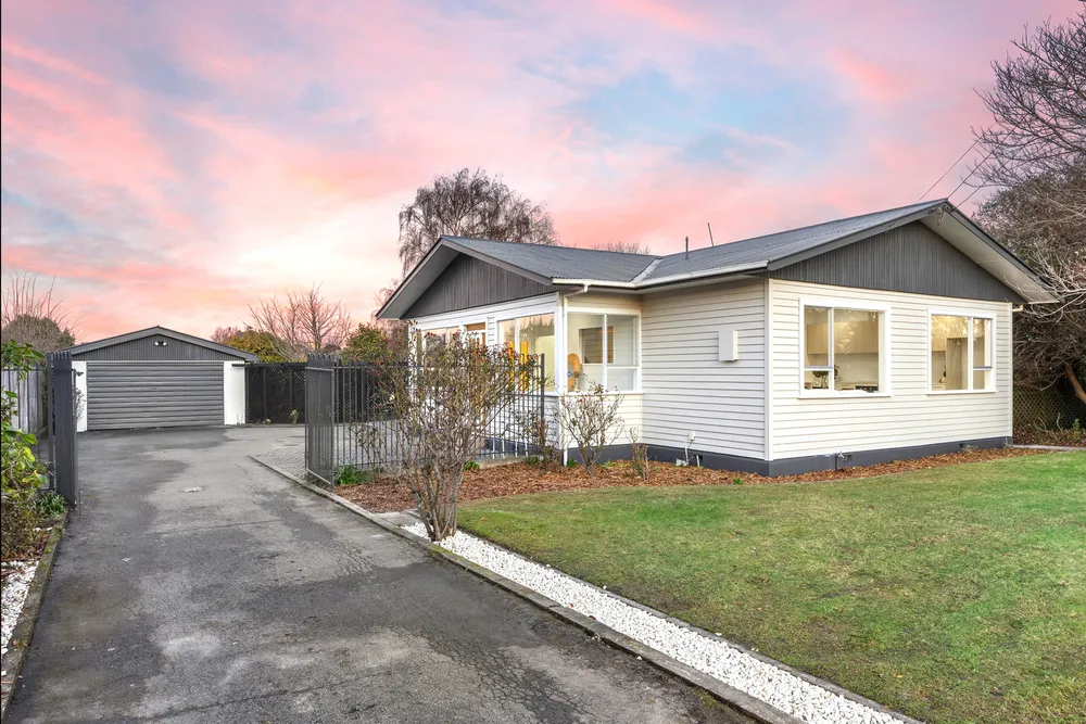 Photos of 66 Avondale Road