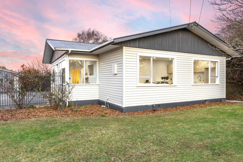 Photos of 66 Avondale Road