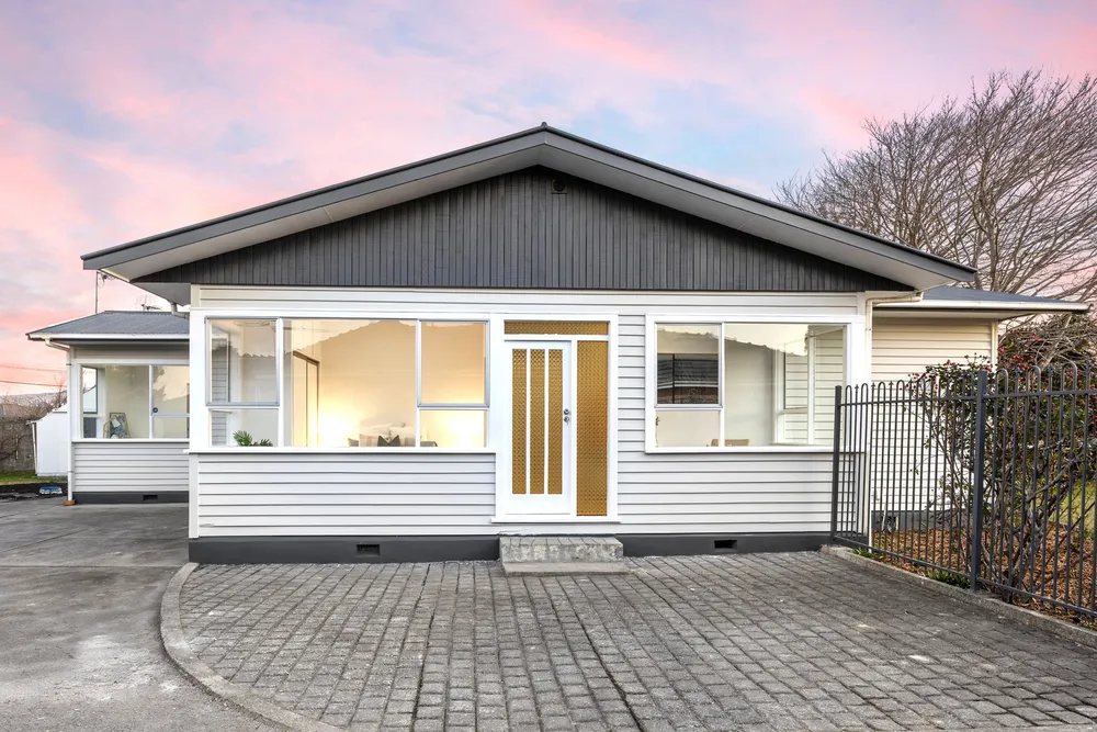 Photos of 66 Avondale Road
