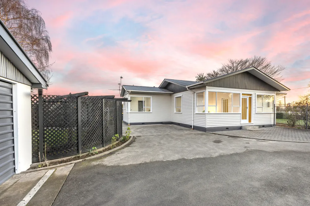 Photos of 66 Avondale Road