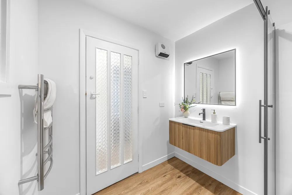 Photos of 66 Avondale Road