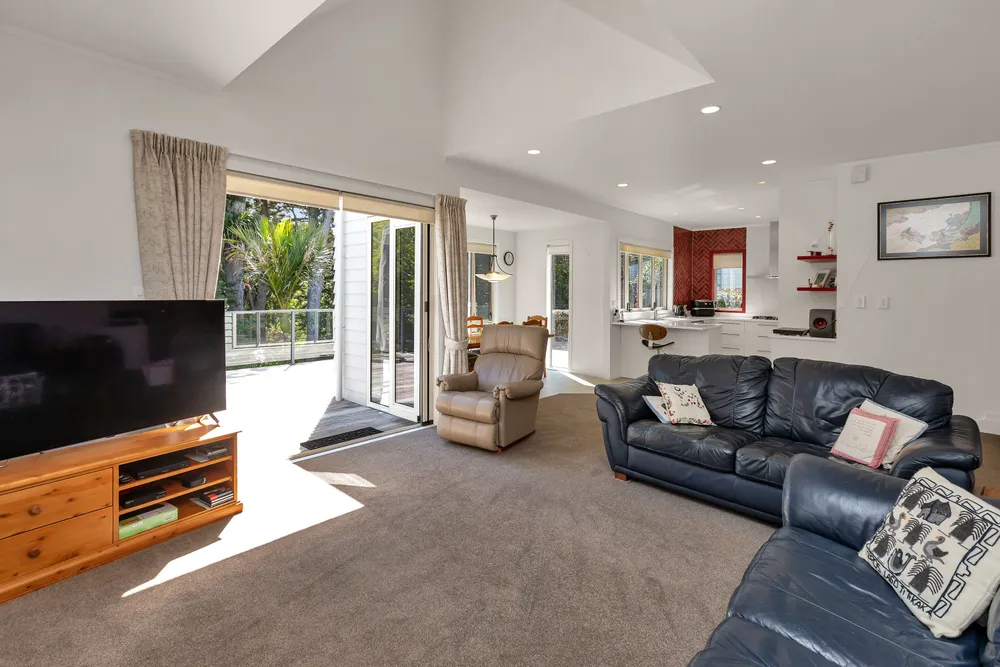 Photos of 30 Kereru Street