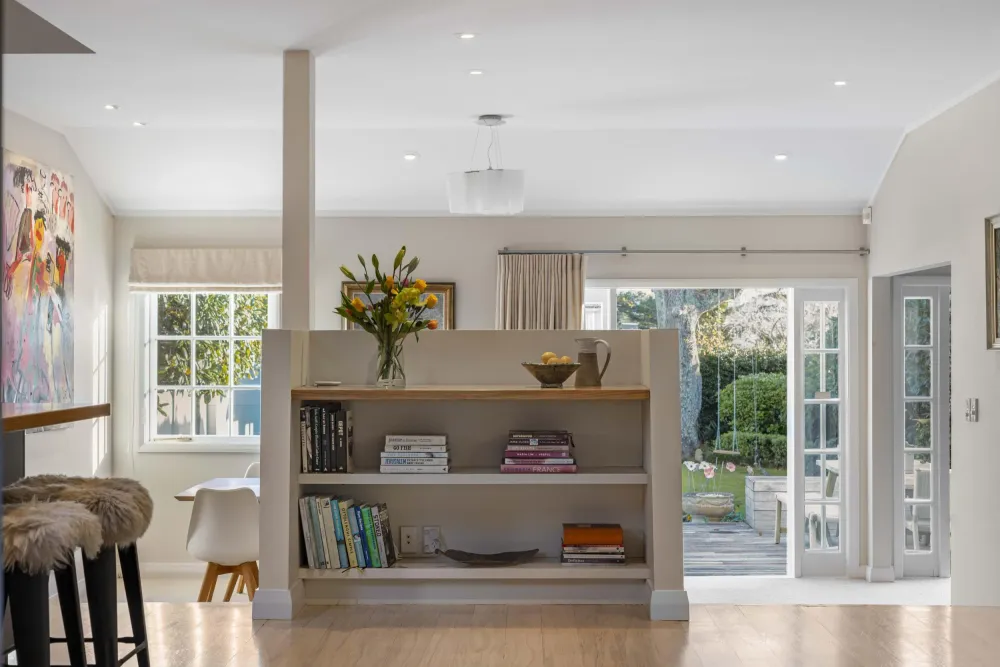 Photos of 36 Waiatarua Road