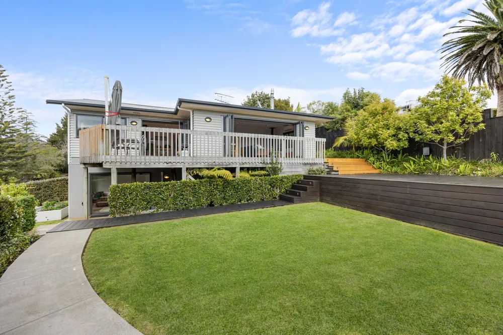 Photos of 19 Reydon Place