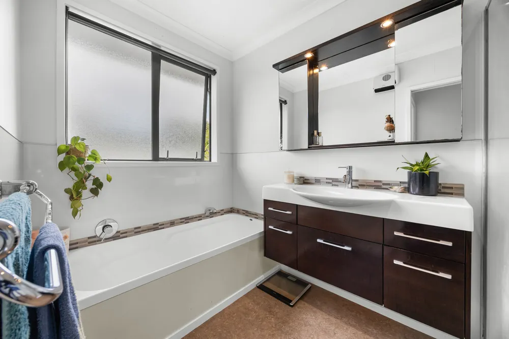 Photos of 19 Reydon Place