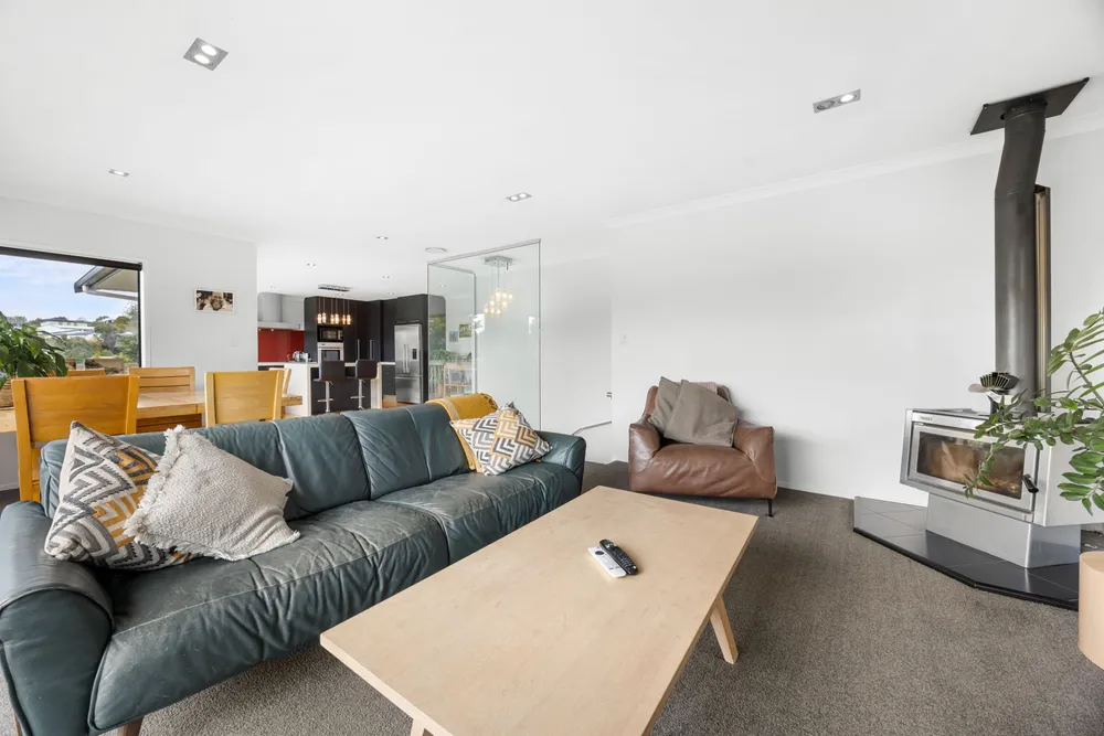 Photos of 19 Reydon Place
