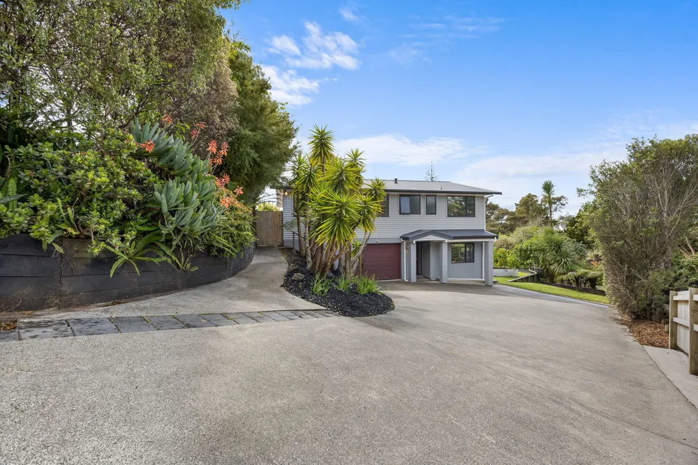 Photos of 19 Reydon Place