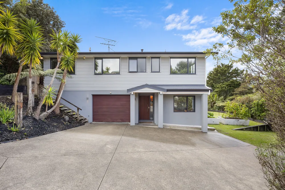 Photos of 19 Reydon Place