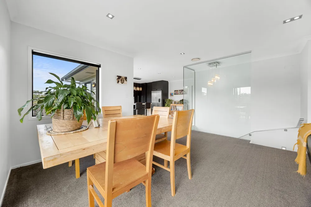 Photos of 19 Reydon Place