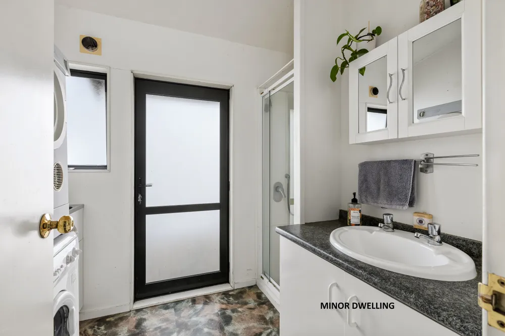 Photos of 28 Hiwihau Place