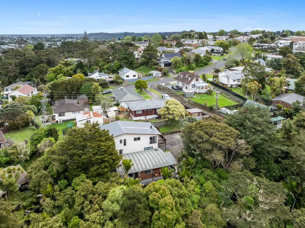 Photos of 28 Hiwihau Place