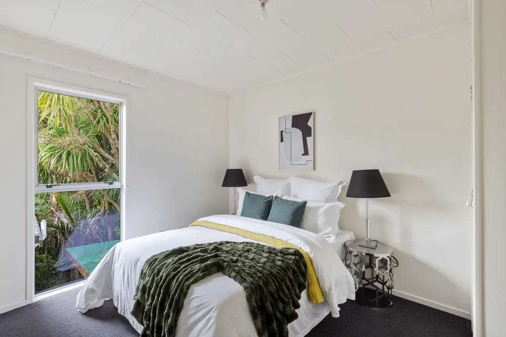 Photos of 28 Hiwihau Place