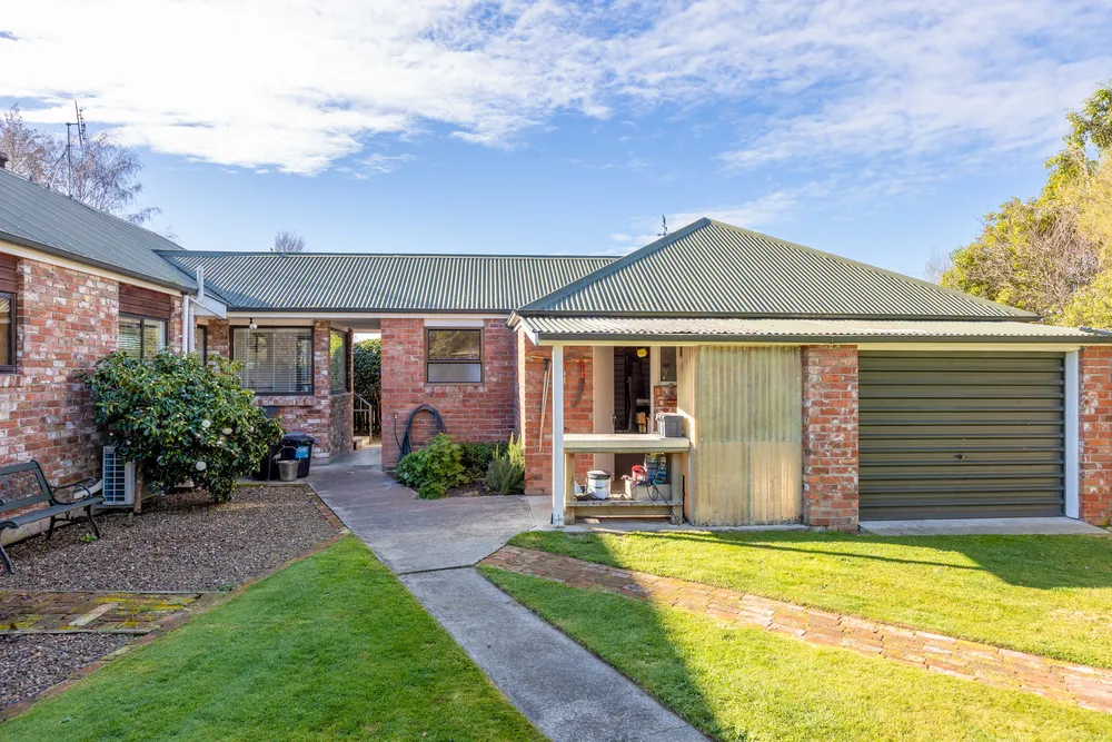 Photos of 2 Terrace Road