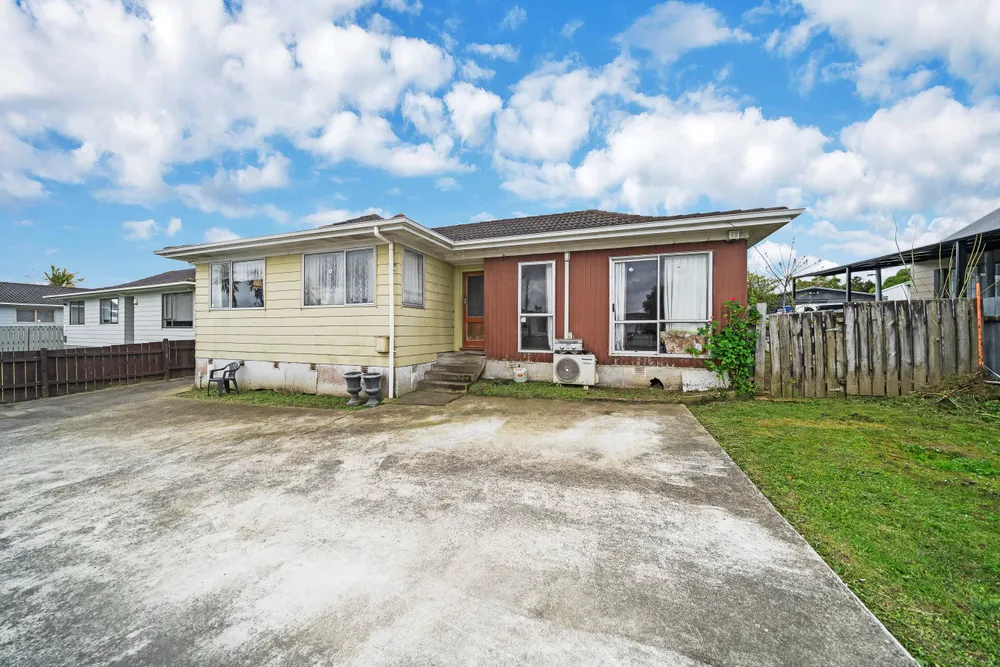 Photos of 15 Romilly Court