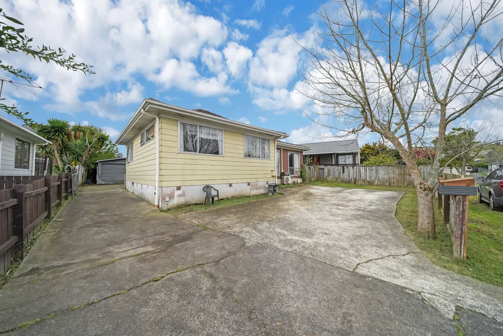 Photos of 15 Romilly Court