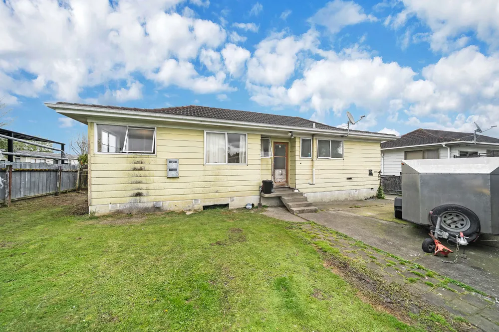 Photos of 15 Romilly Court