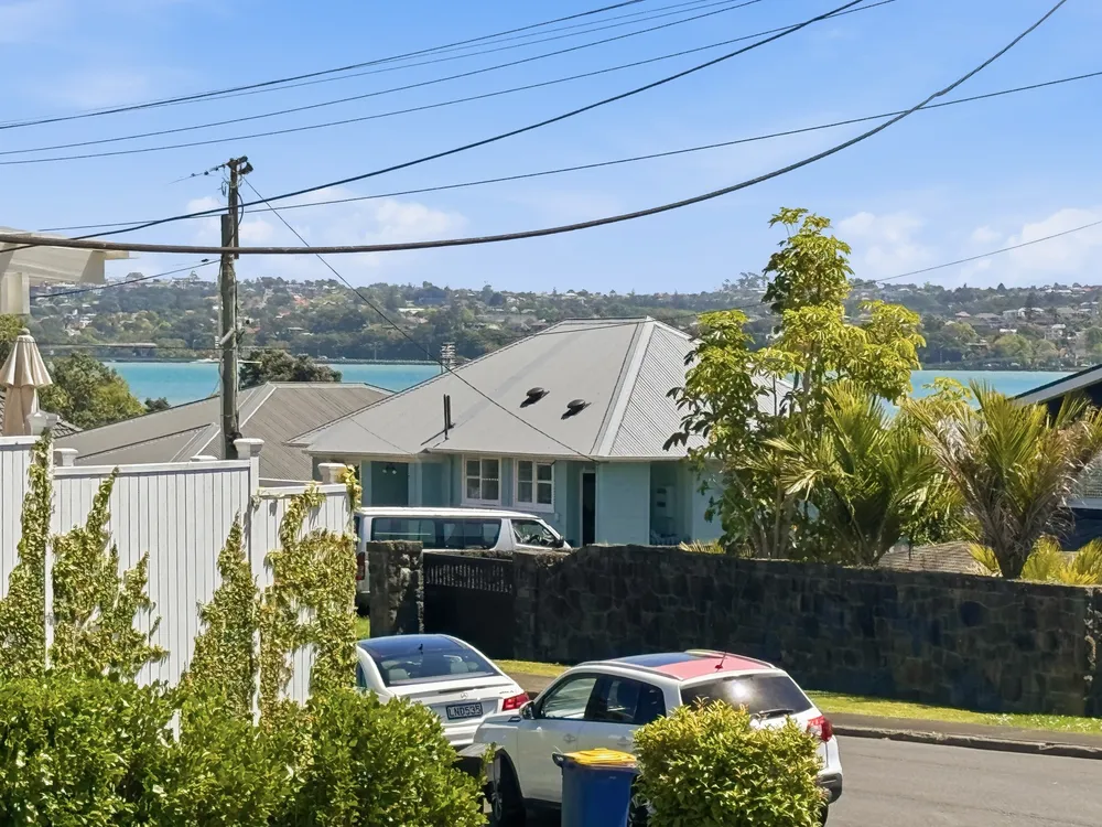 Photos of 1/104 Beresford Street