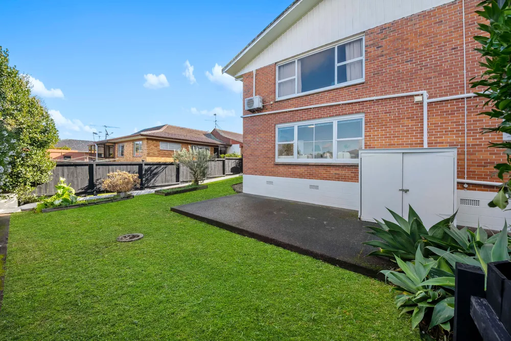 Photos of 4/19 Turama Road