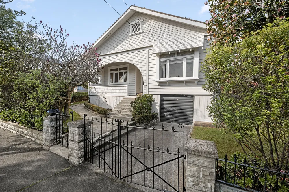 Photos of 24 Norana Avenue