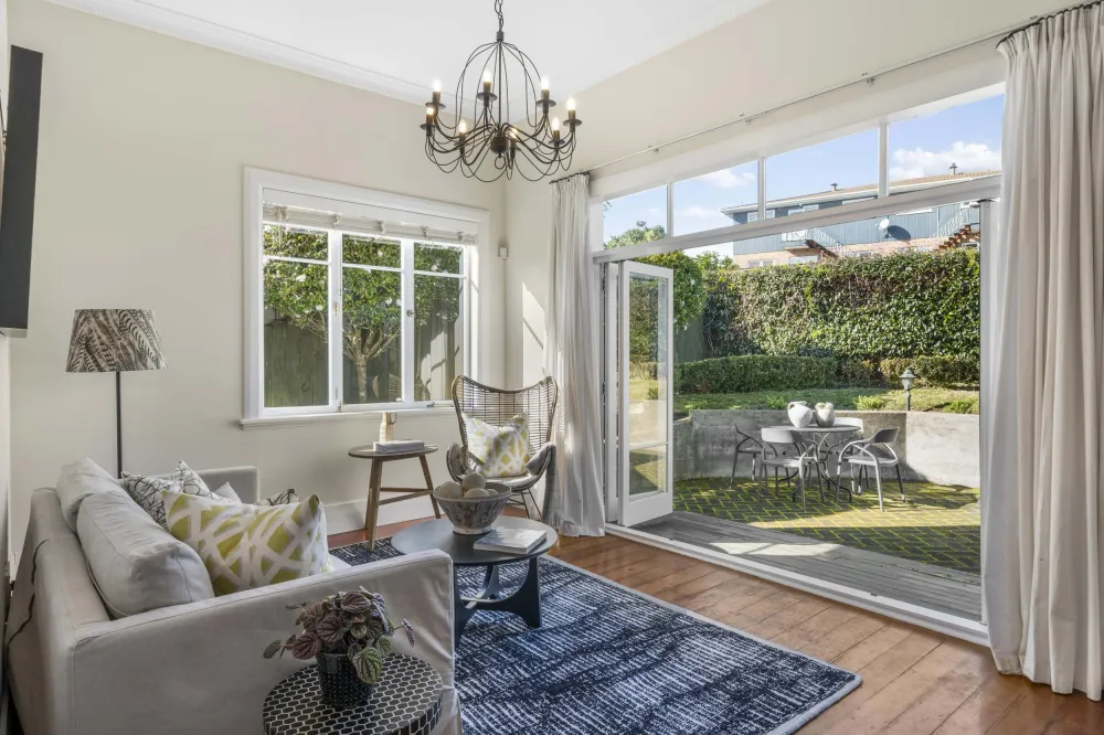Photos of 24 Norana Avenue