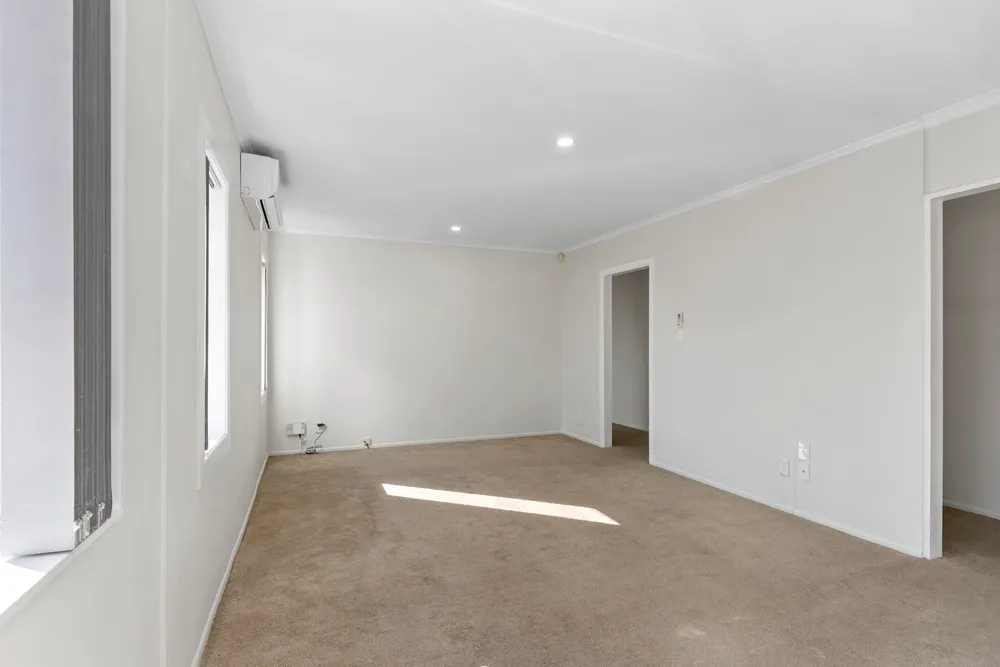 Photos of 196 Robertson Road