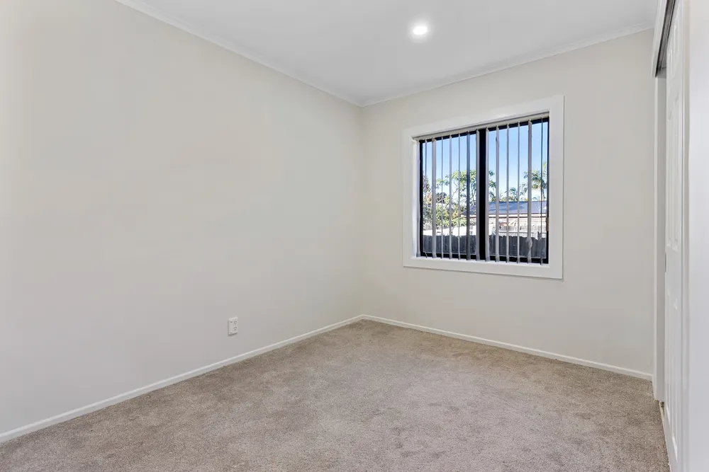 Photos of 196 Robertson Road
