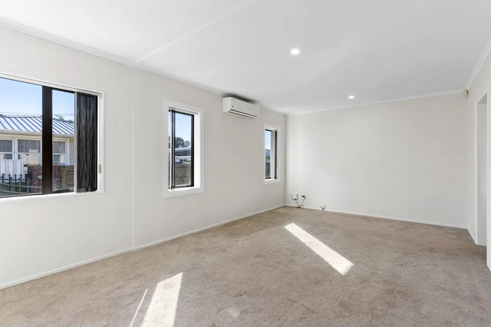 Photos of 196 Robertson Road