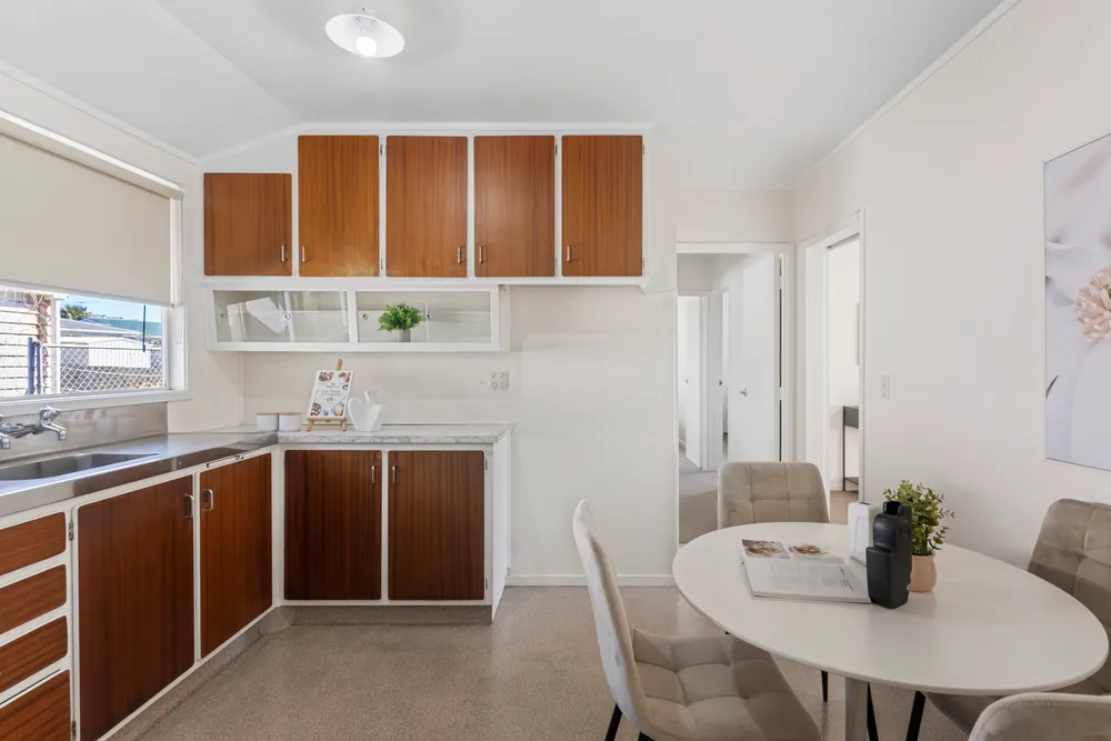 Photos of 2/69 Titirangi Road