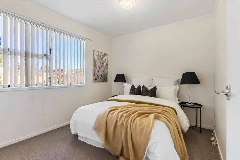 Photos of 2/69 Titirangi Road