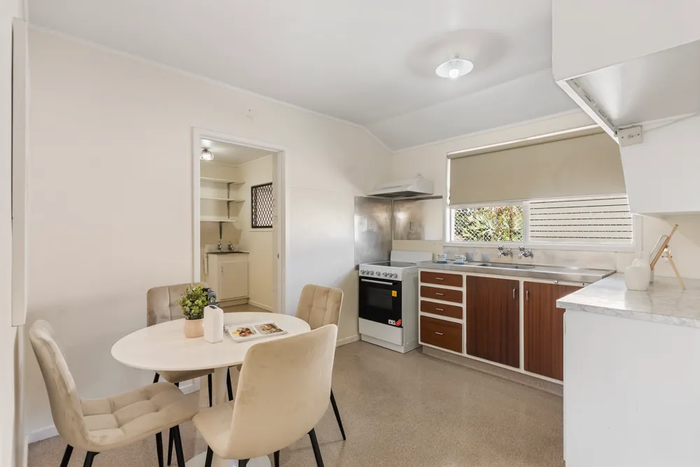Photos of 2/69 Titirangi Road