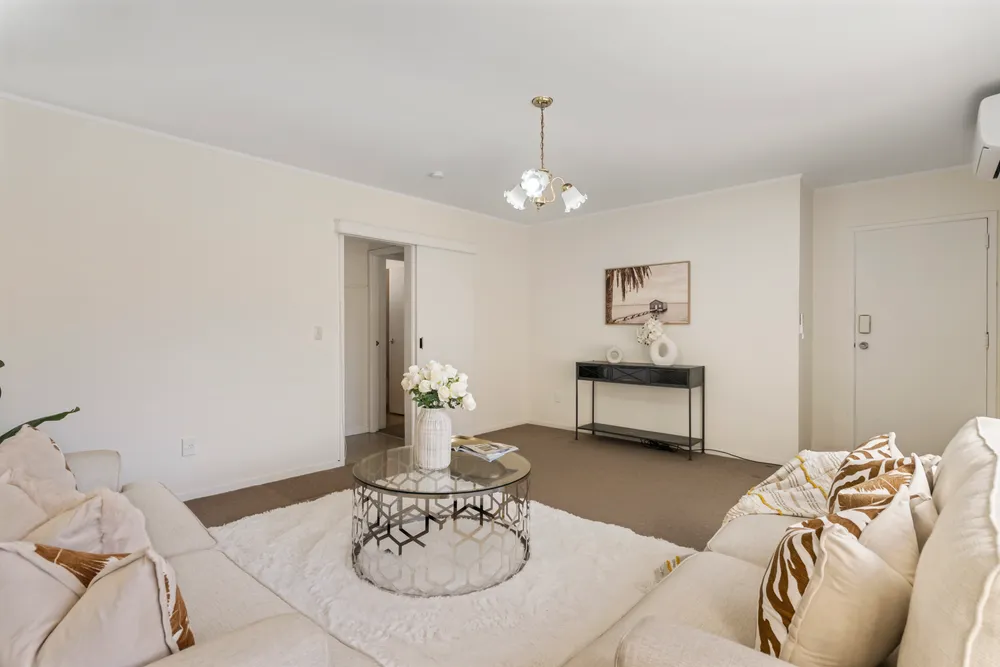 Photos of 2/69 Titirangi Road