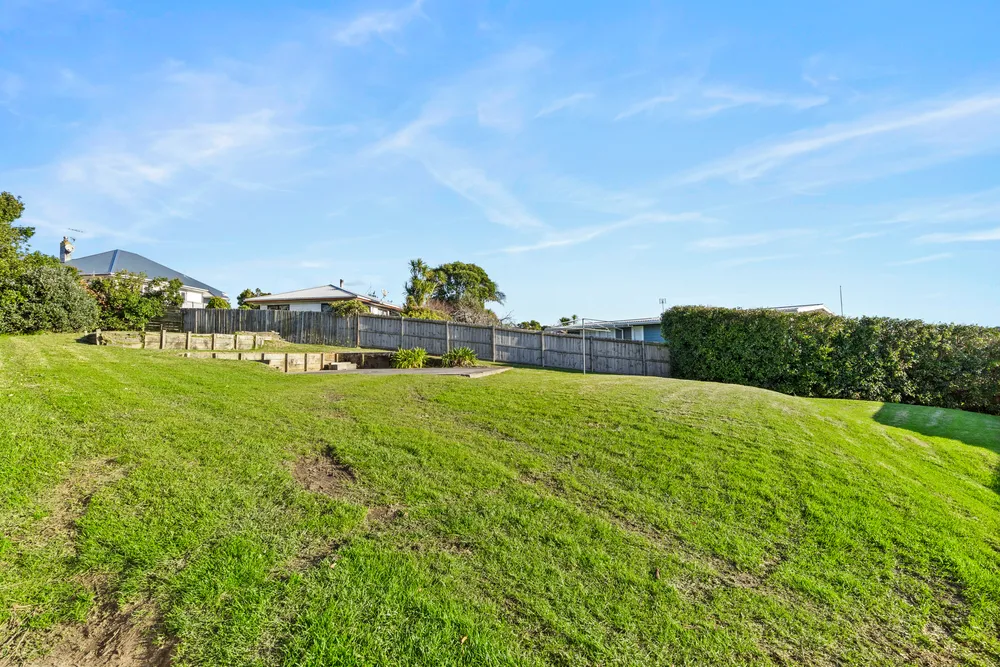 Photos of 24 Alton Avenue