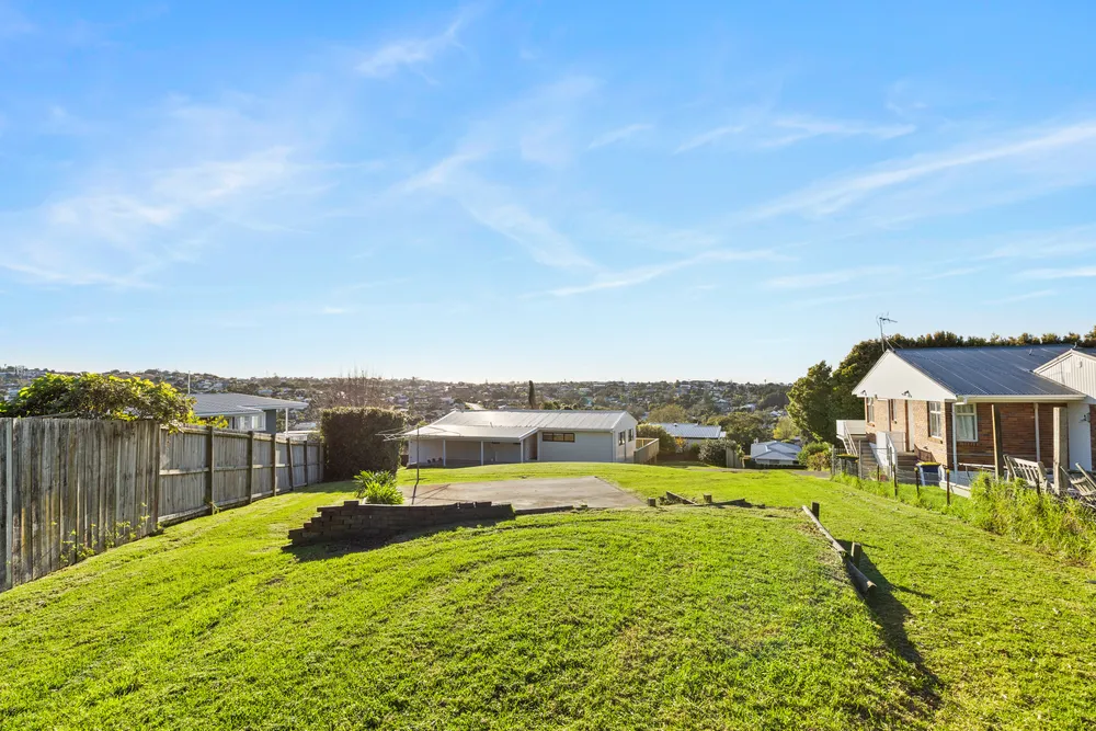 Photos of 24 Alton Avenue