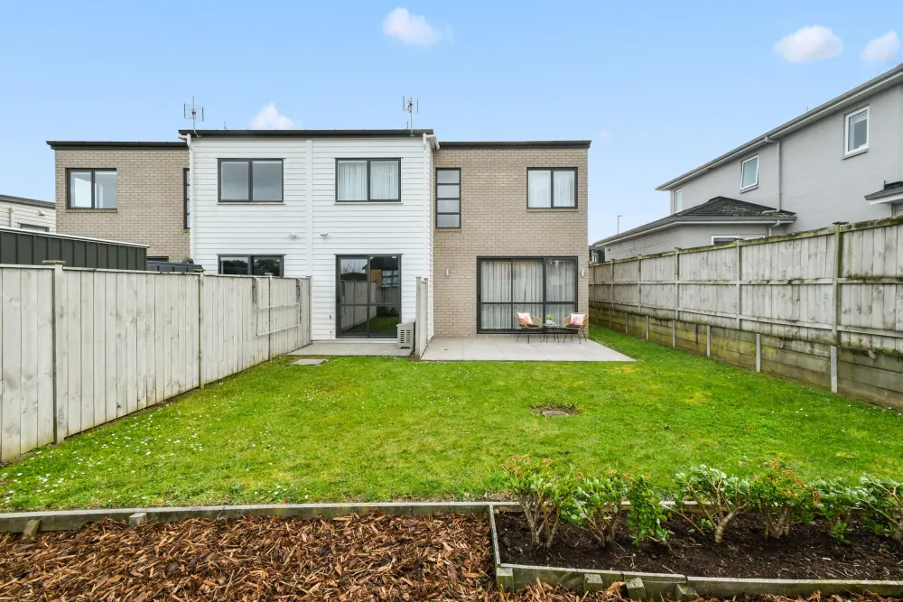 Photos of 60 Matairangi Avenue