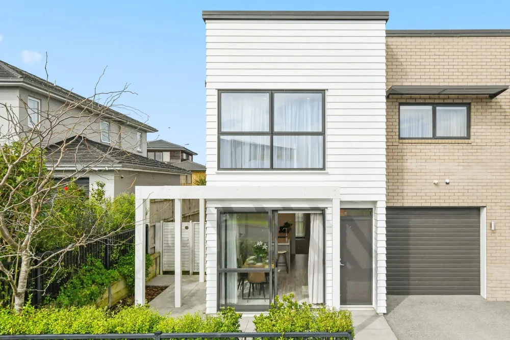 Photos of 60 Matairangi Avenue