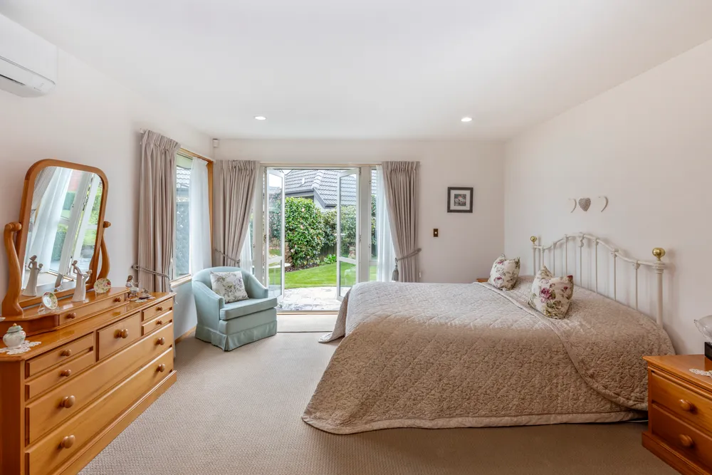 Photos of 20 Lexington Place
