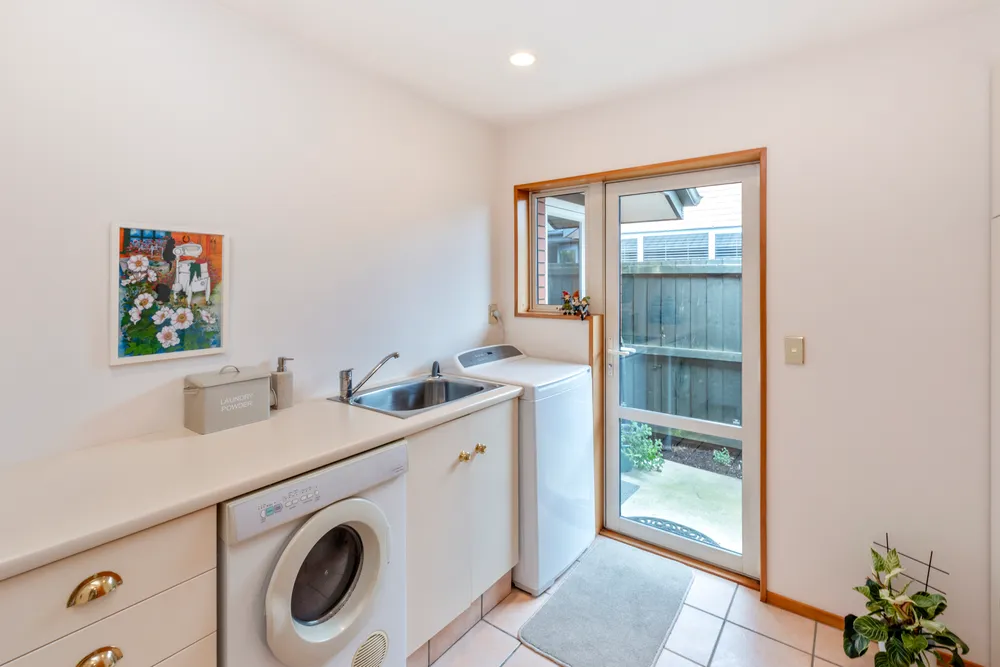 Photos of 20 Lexington Place
