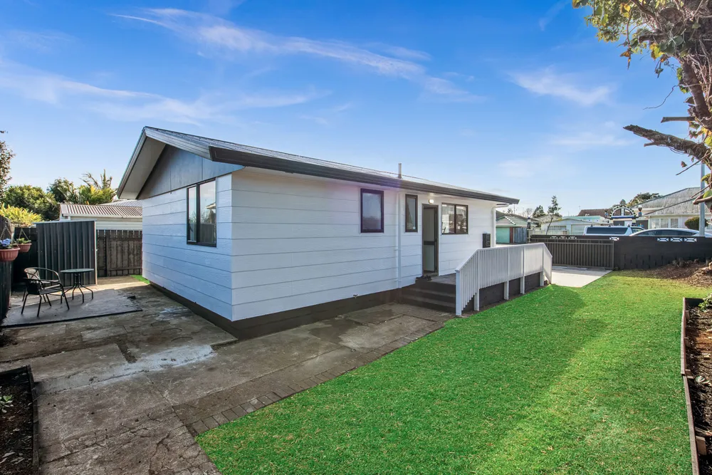 Photos of 106B Browns Road