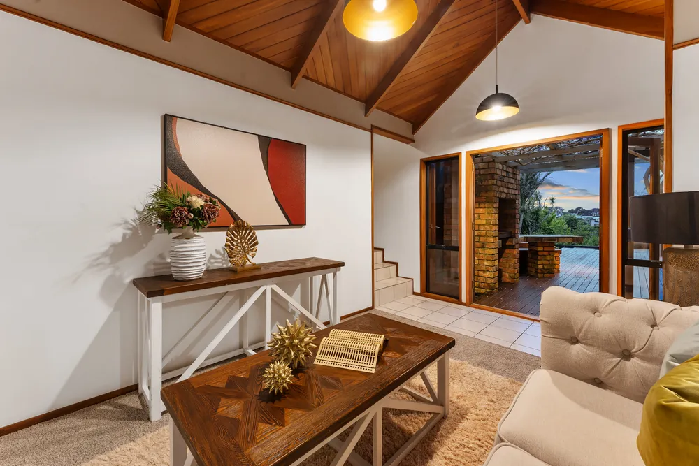 Photos of 16 Braemar Road