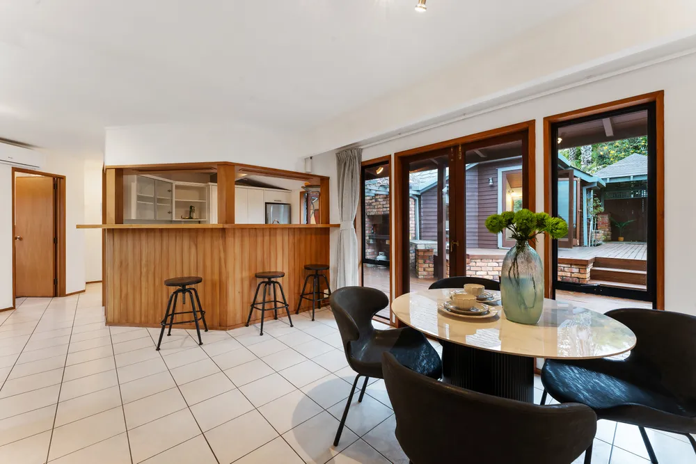 Photos of 16 Braemar Road
