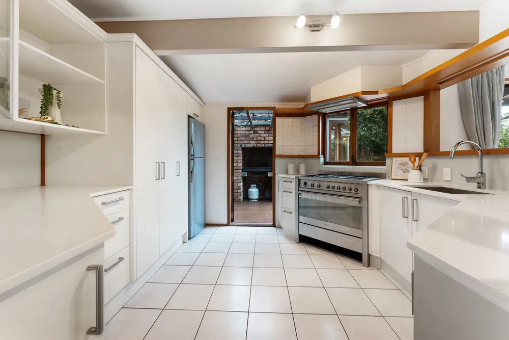 Photos of 16 Braemar Road