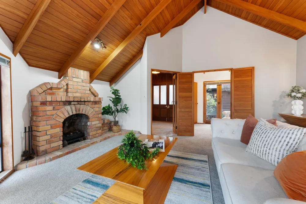Photos of 16 Braemar Road