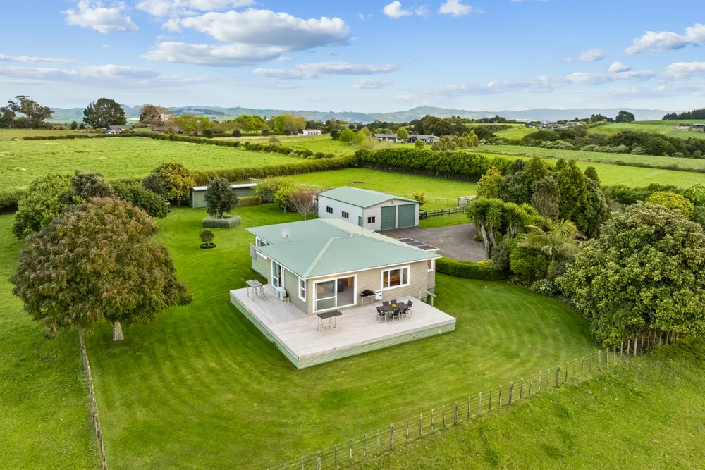 Photos of 179 Settlement Road