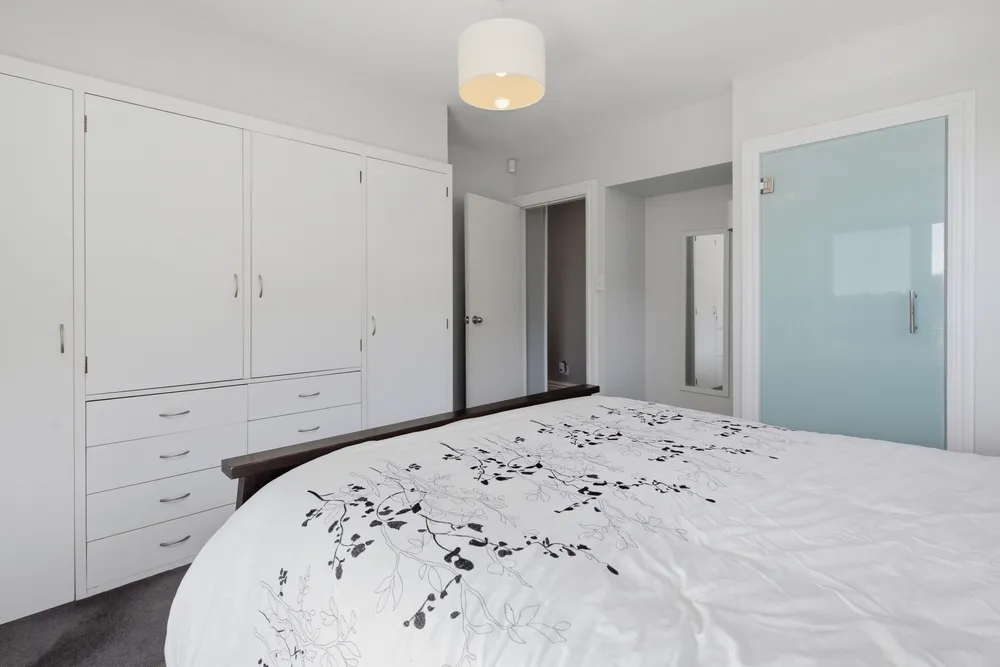Photos of 18 Soleares Avenue