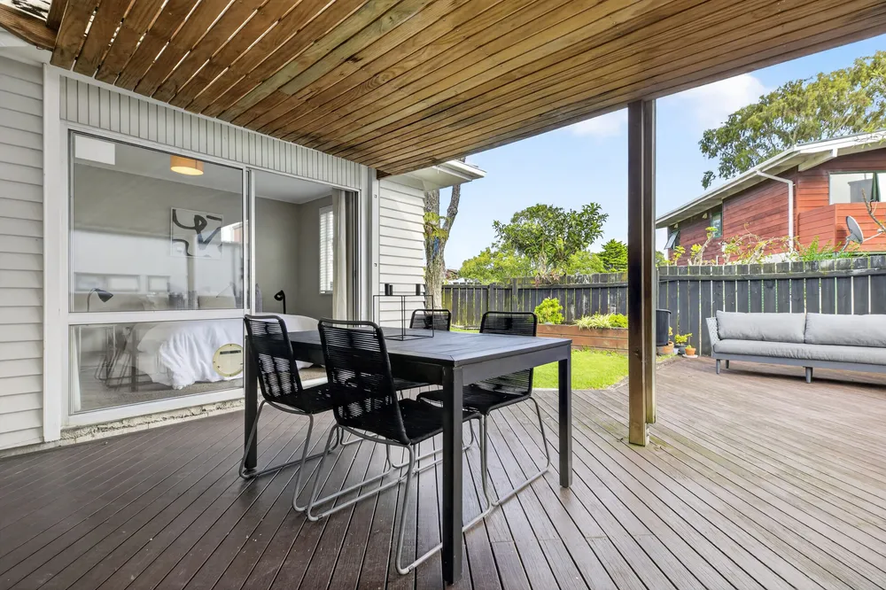 Photos of 18A Gilliam Street
