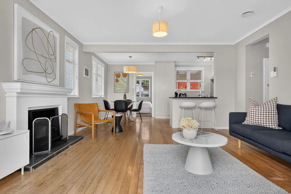 Photos of 18A Gilliam Street