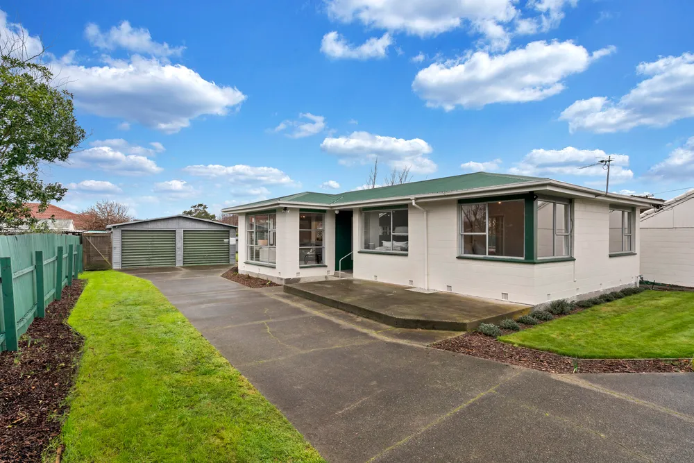 Photos of 76a Englefield Road