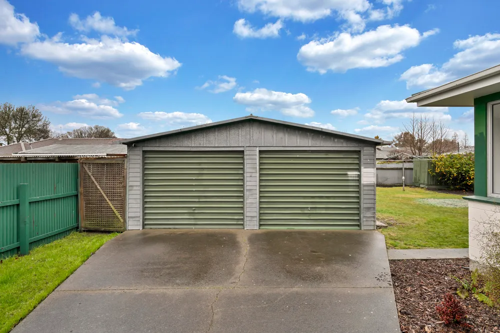 Photos of 76a Englefield Road